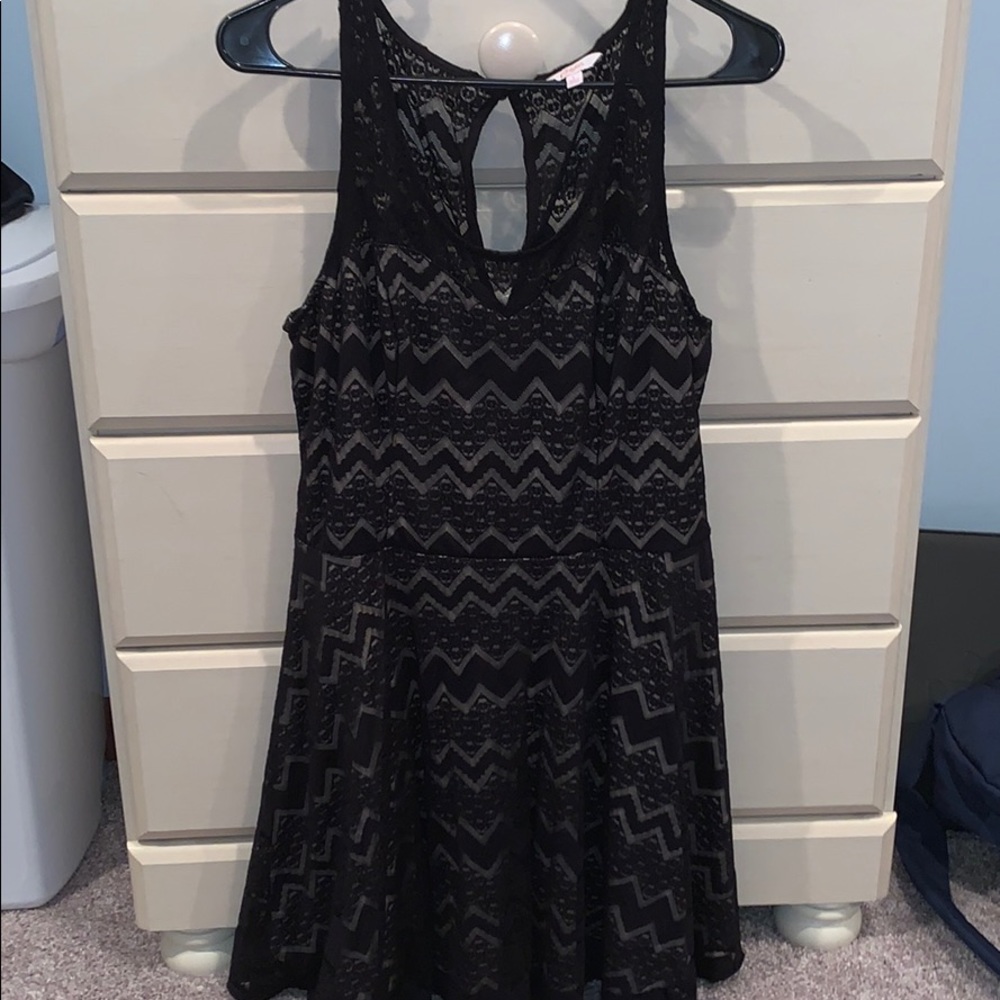 Black Chevron Sleeveless Dress